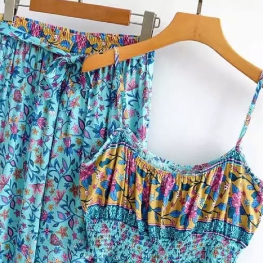SOLD OUT Boho Floral Gypsy Crop Top & Wide Leg Pant Set - Picture 6 of 6